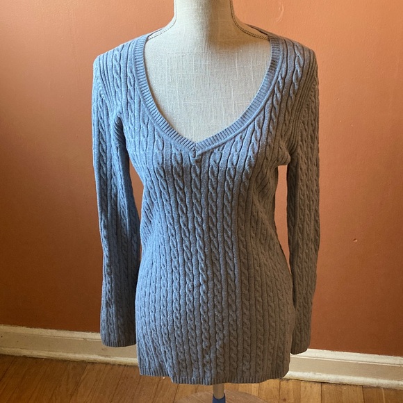 Tommy Hilfiger Sweaters - V-Neck Cable Knit Sweater - Light Gray